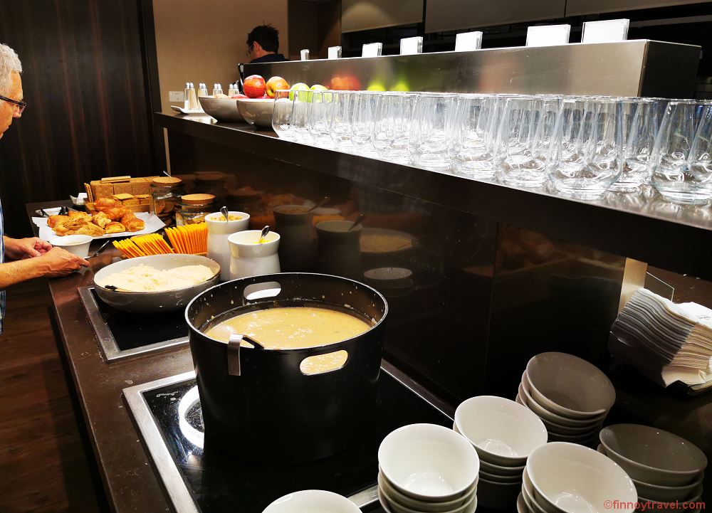 Suppe in der Dan Lounge, Tel Aviv