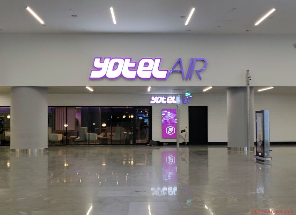 Au&szlig;enansicht des YOTELAIR Hotels, Flughafen Istanbul