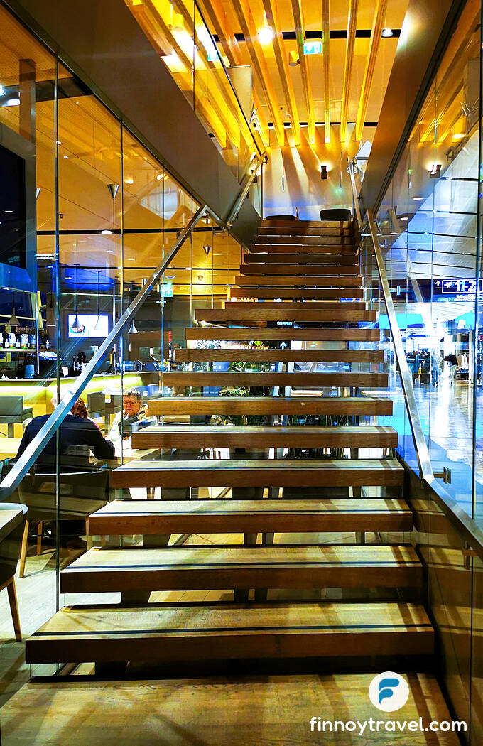 Treppe zum Obergeschoss von Pier Zero