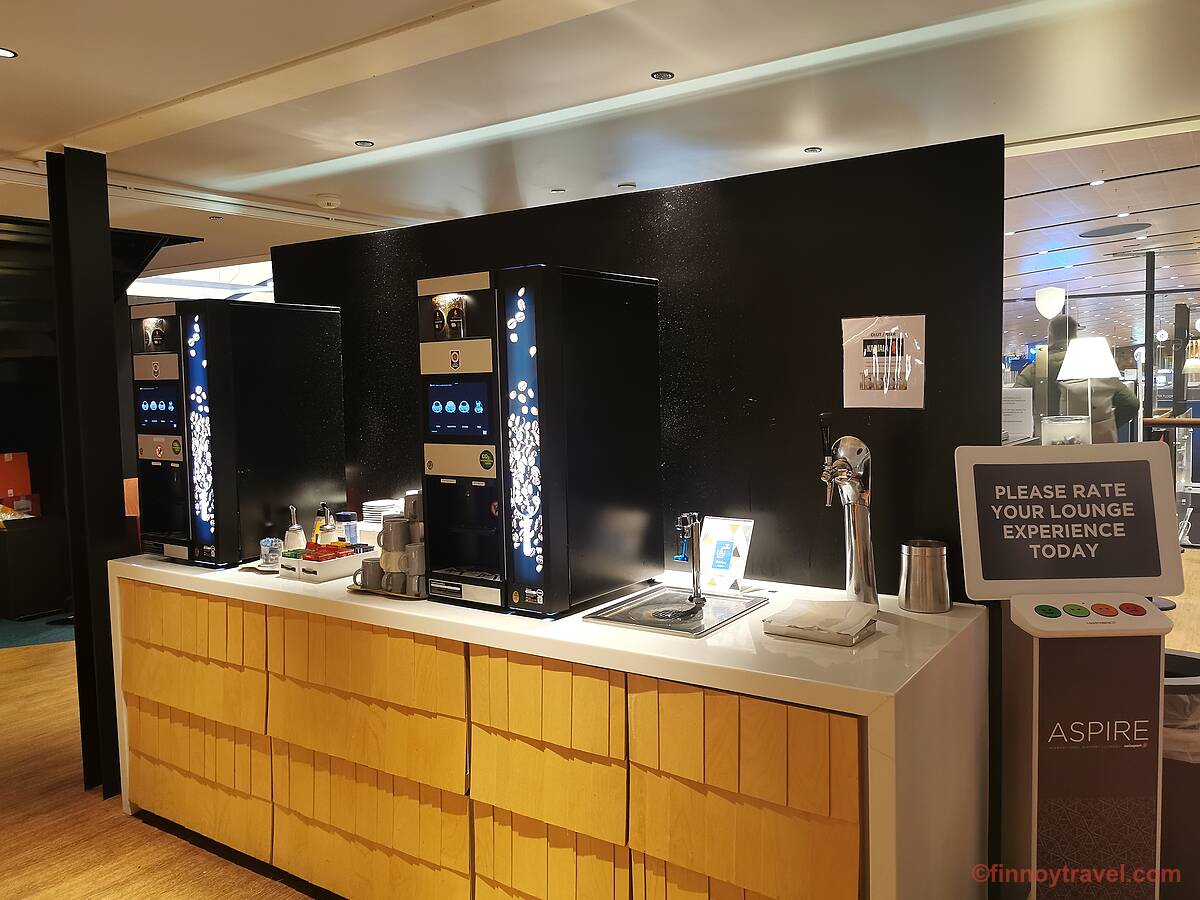 Review: Aspire Lounge at Helsinki Airport - Finnoy Travel