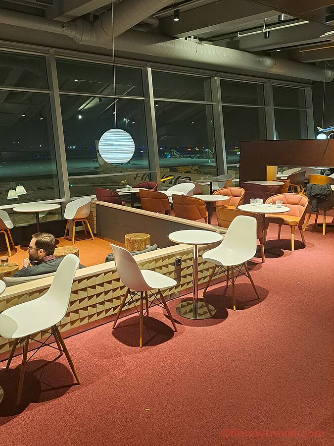 Review: Aspire Lounge at Helsinki Airport - Finnoy Travel