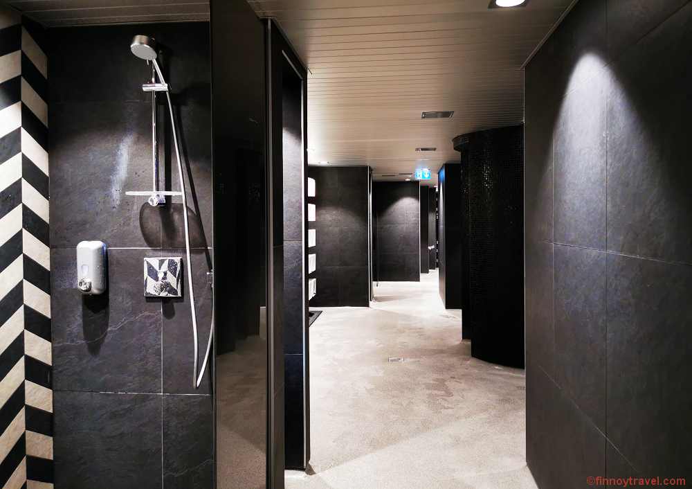 Kalev Spa hotel showers