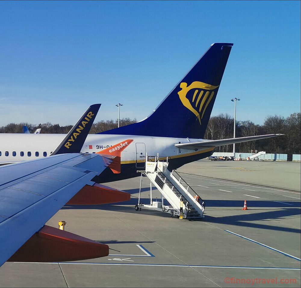 Ryanair and easyJet Wings