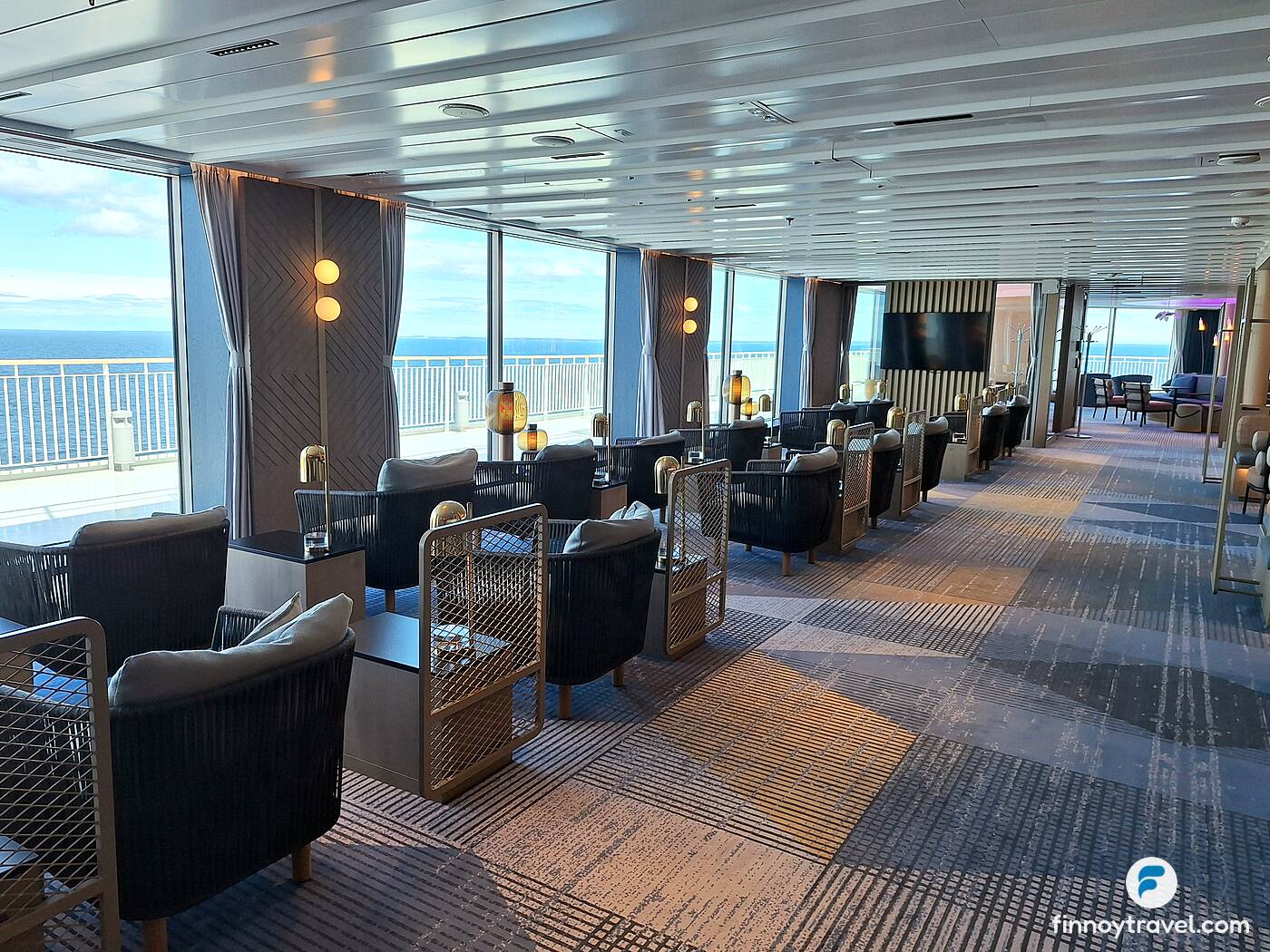 Stellar Premium Lounge
