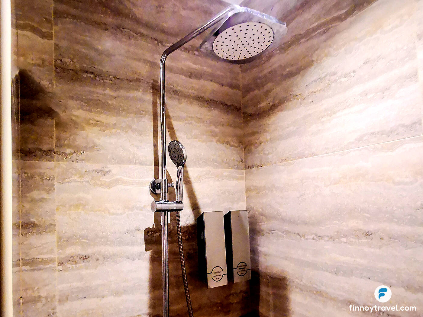 shower facilities of Ambassador Transit Lounge