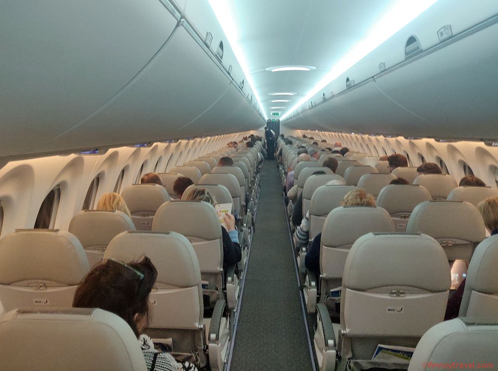 La cabina del A220-300 de airBaltic