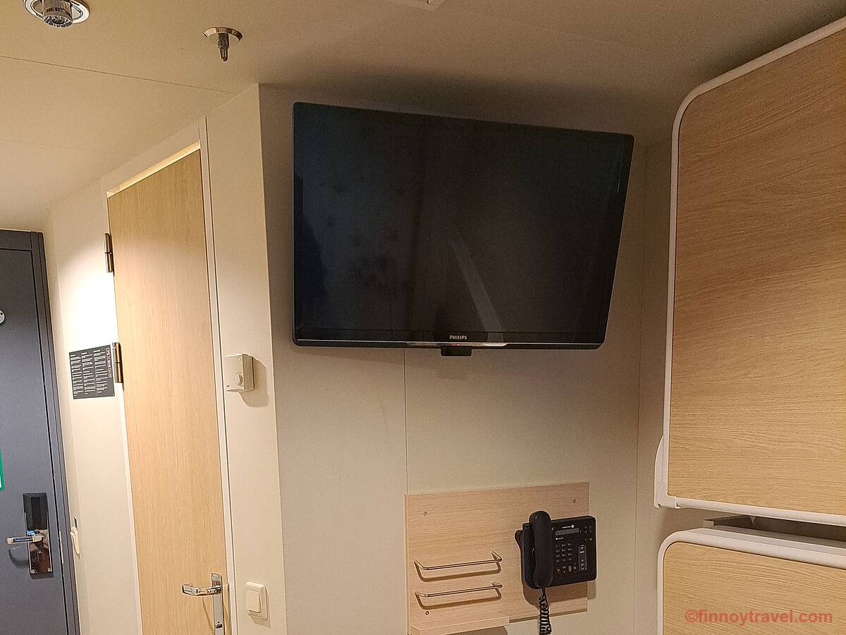 Televisi&oacute;n en la cabina