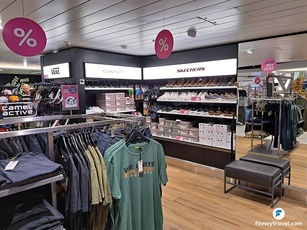 Vaatteet Superstoressa