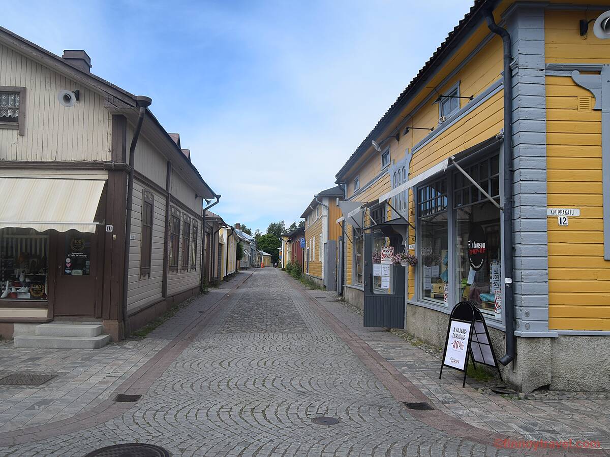 A boutique at Old Rauma