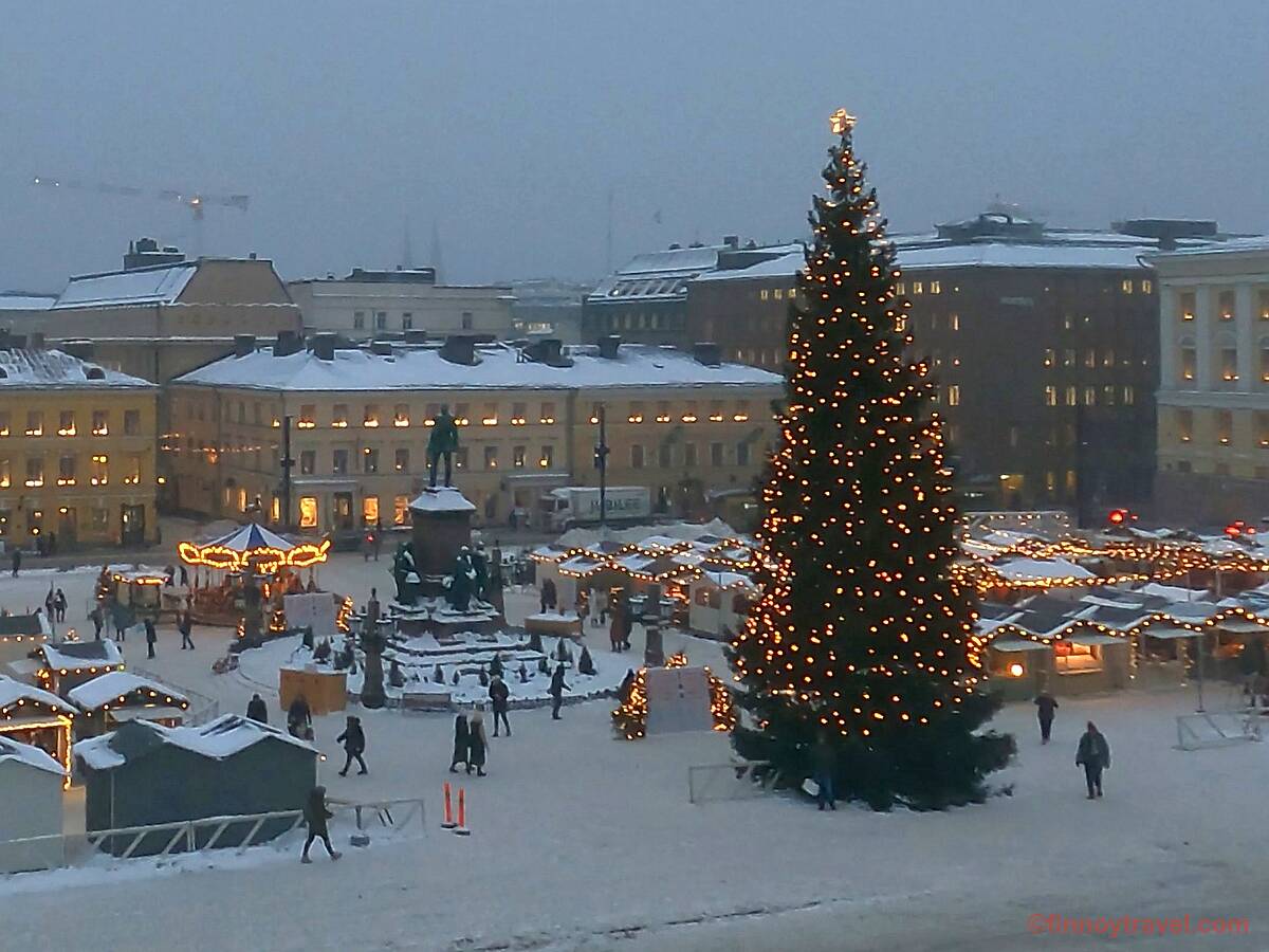 Helsinki Christmas Market photographed from upstairs of Helsinki Cathedral