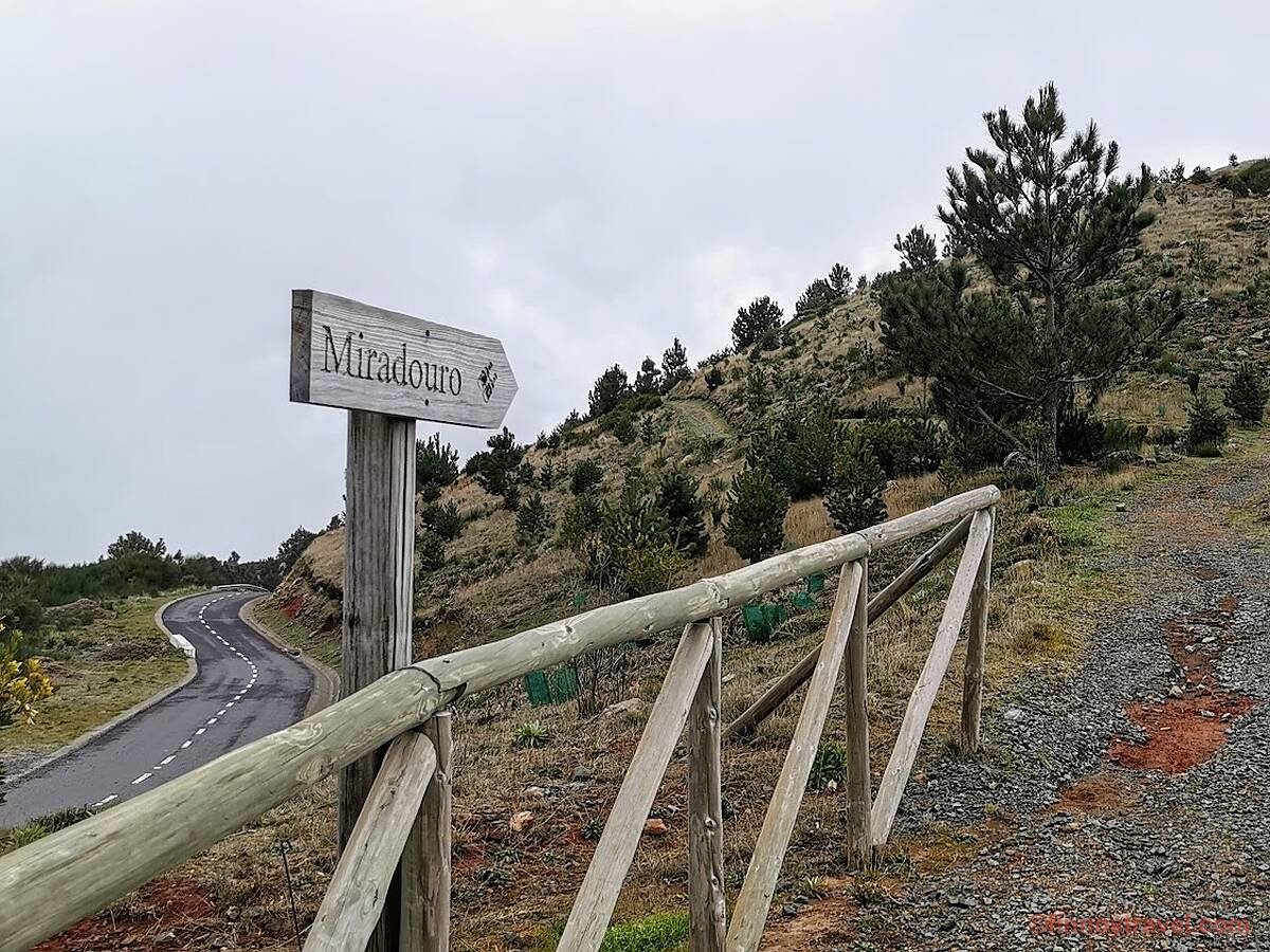 Miradouro sign