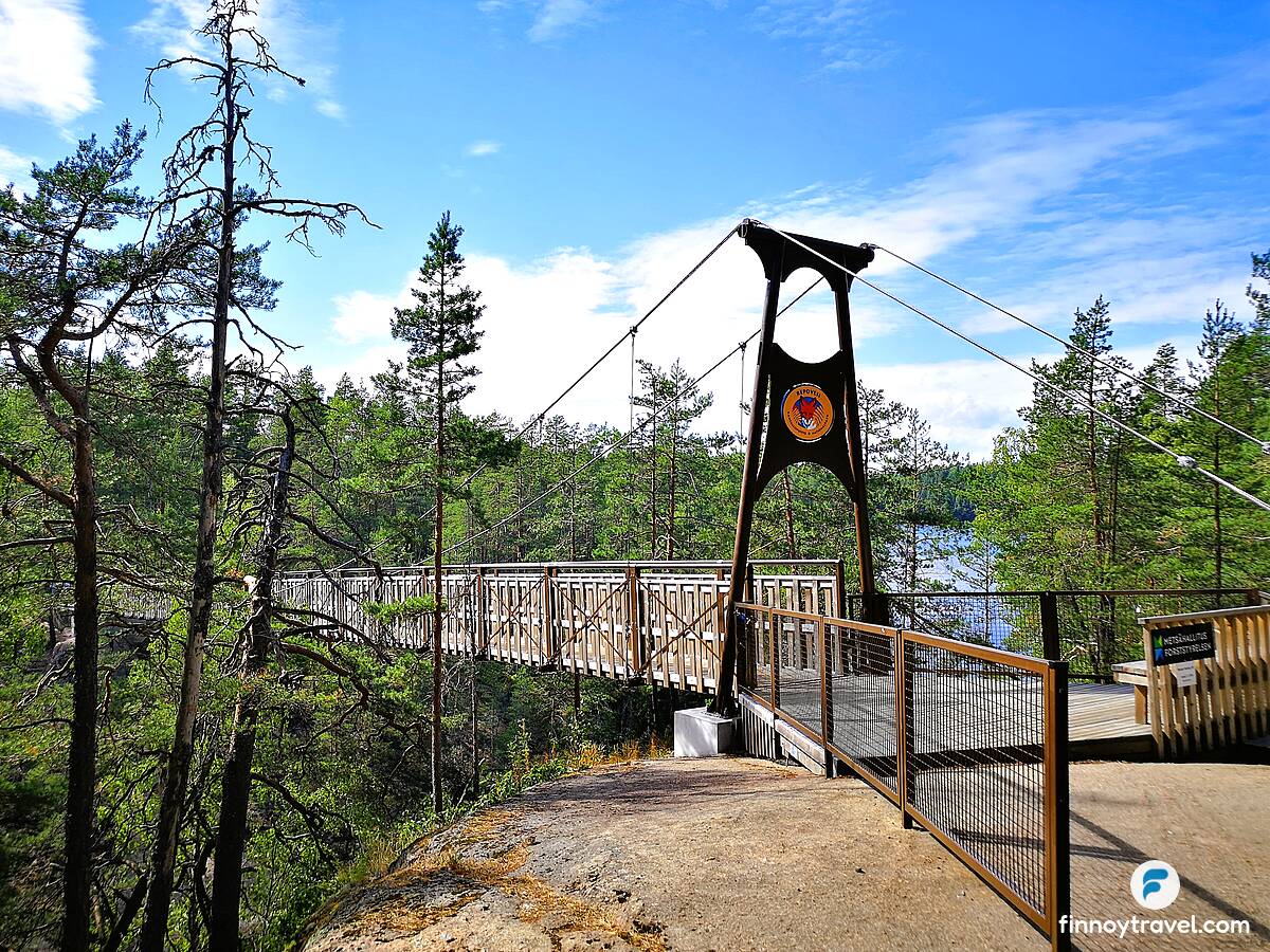Suspension bridge in Repovesi National Park