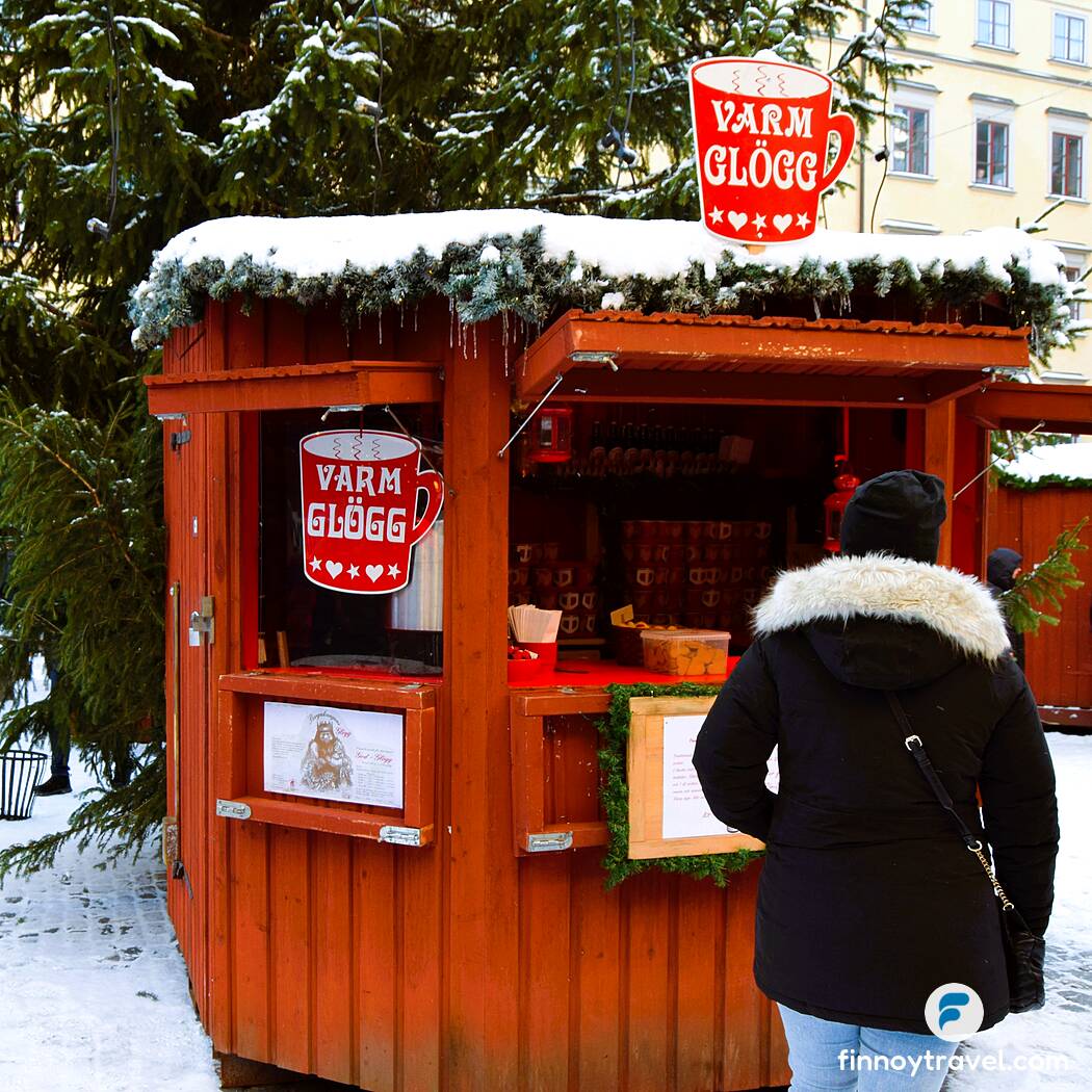 A Christmas market stall in the middle of Stortorgets Square