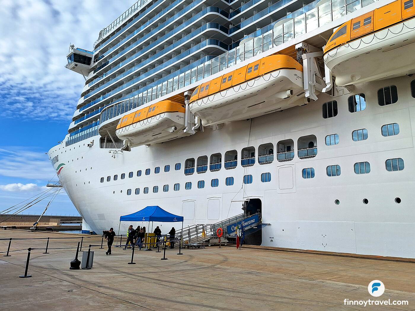 The bow of Costa Toscana