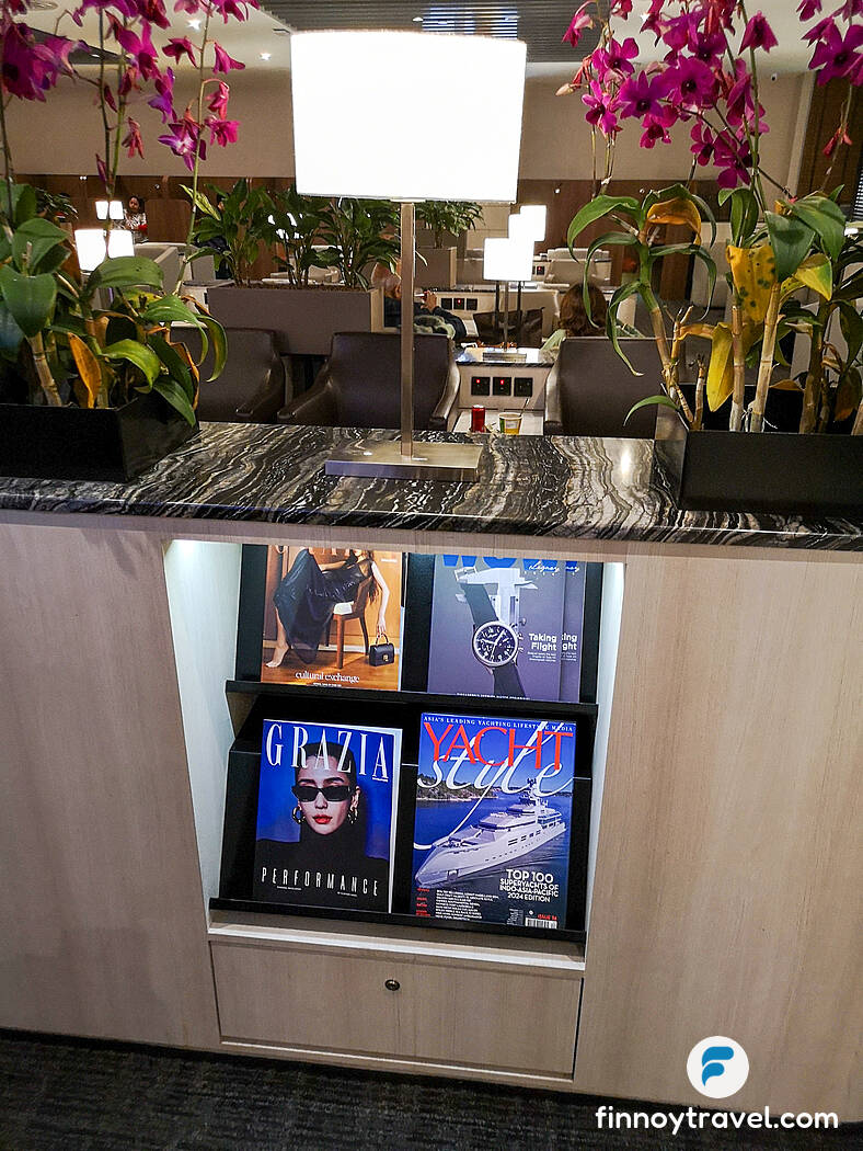 magazines at the SATS Premier Lounge