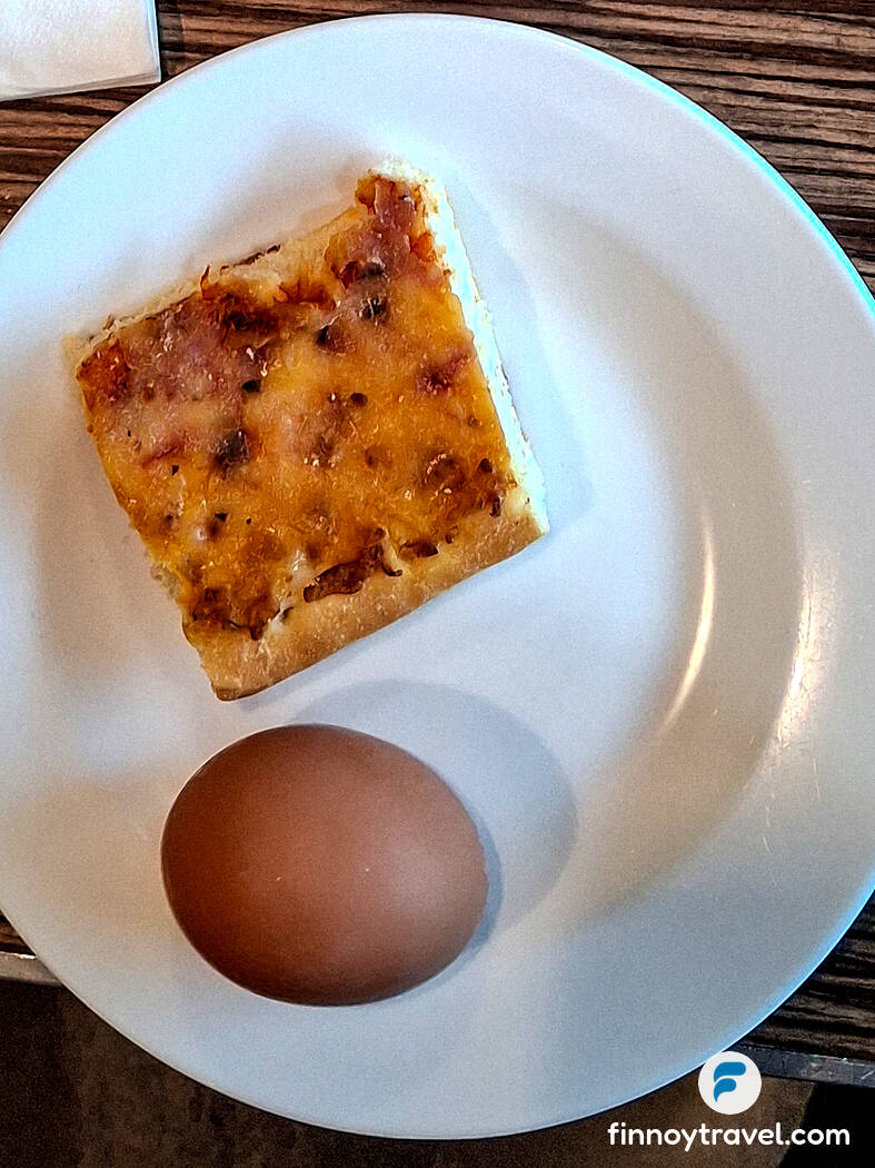 Egg and pizza slices