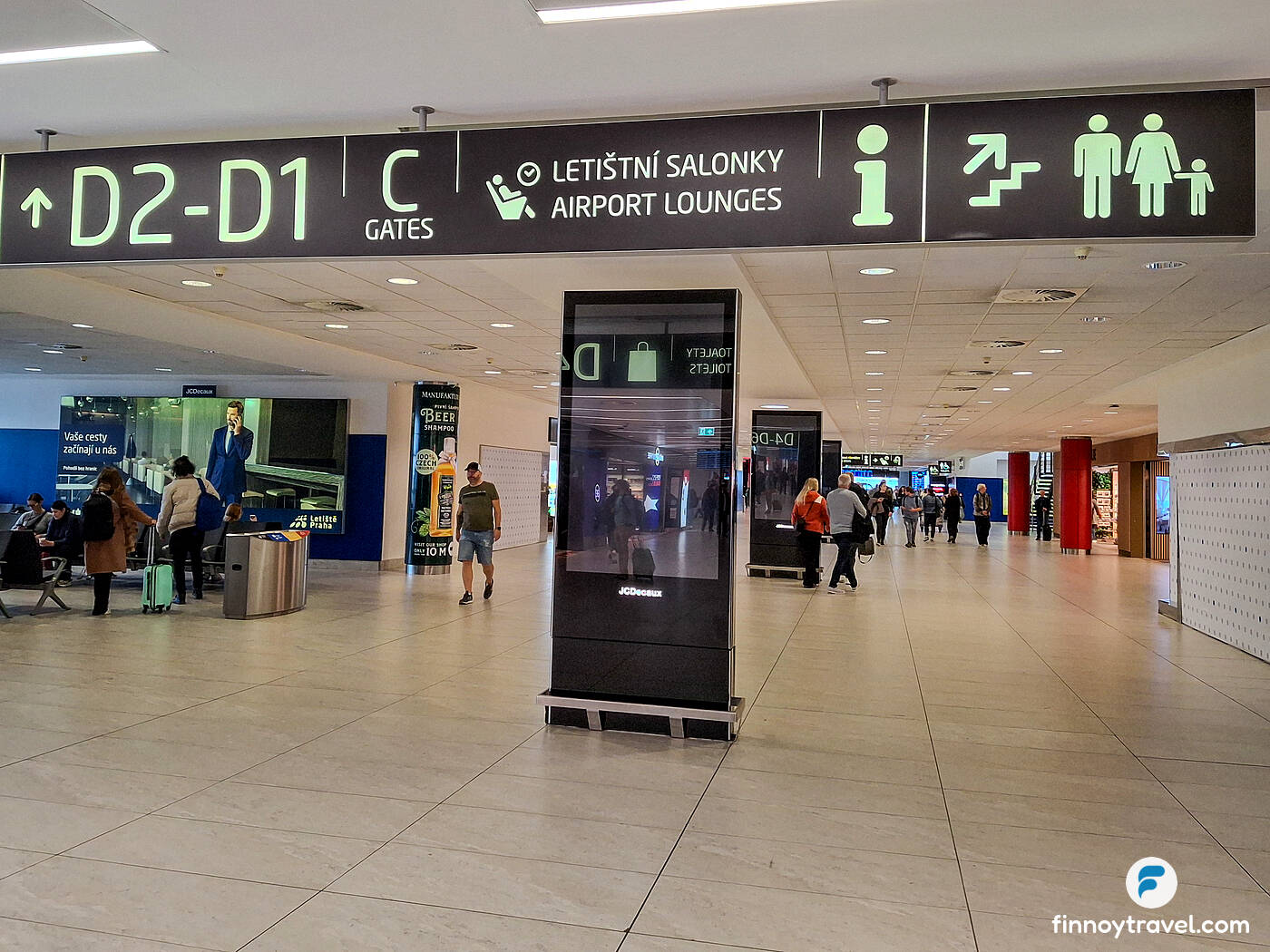 Signage to airport lounges