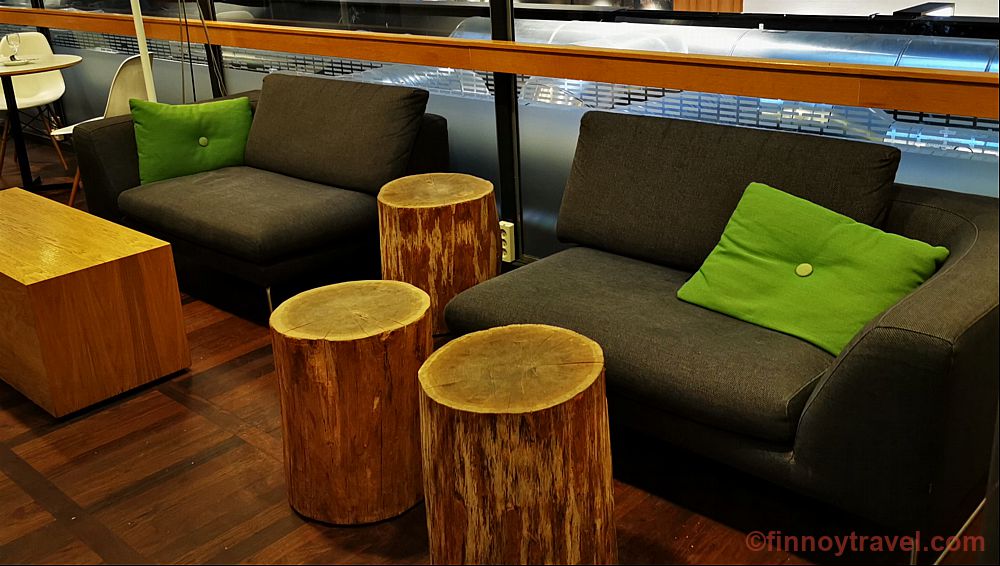 sofas in Aspire Lounge Copenhagen Airport