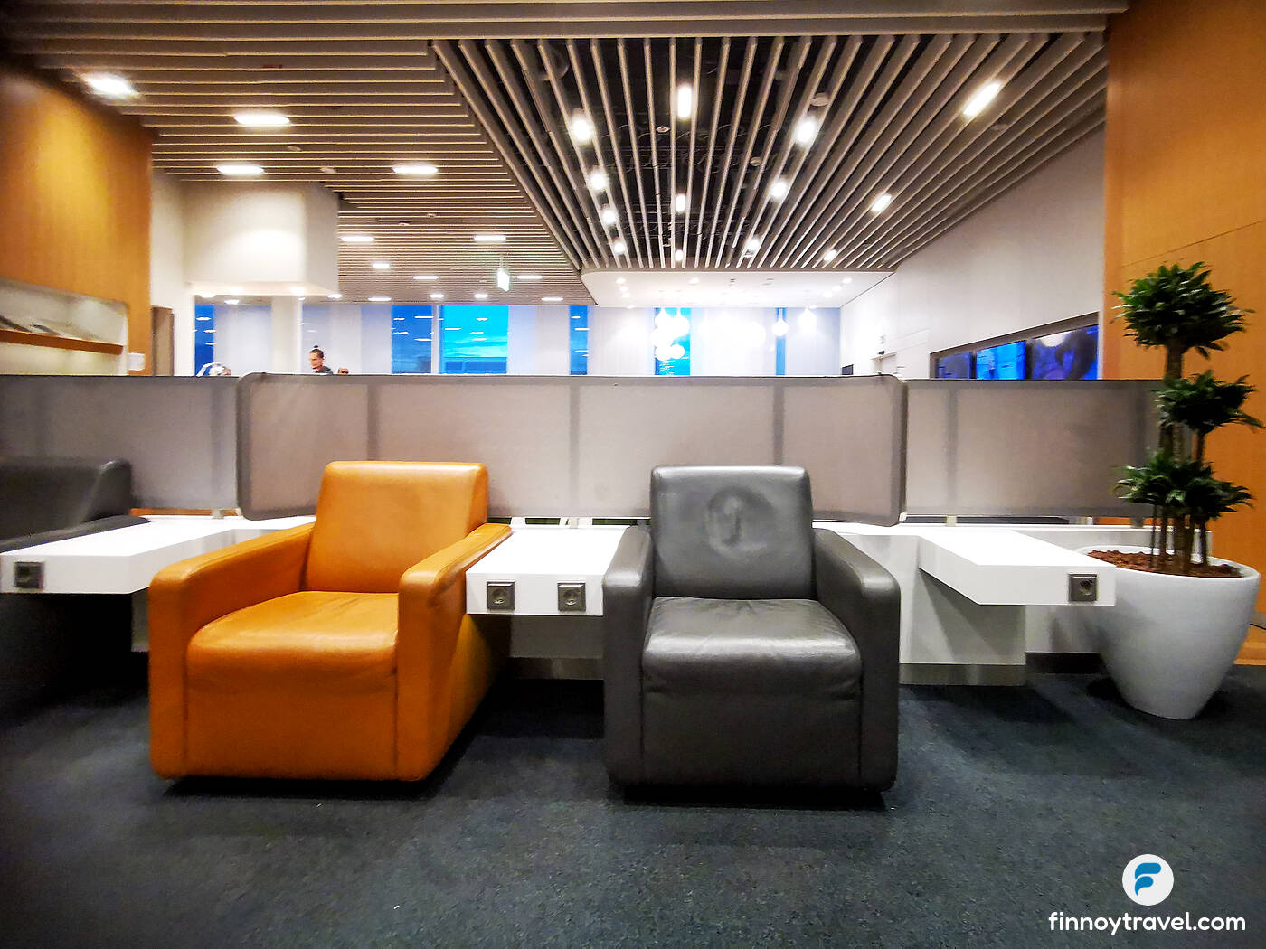 soft chairs at the Lufthansa Business Lounges Munich K11