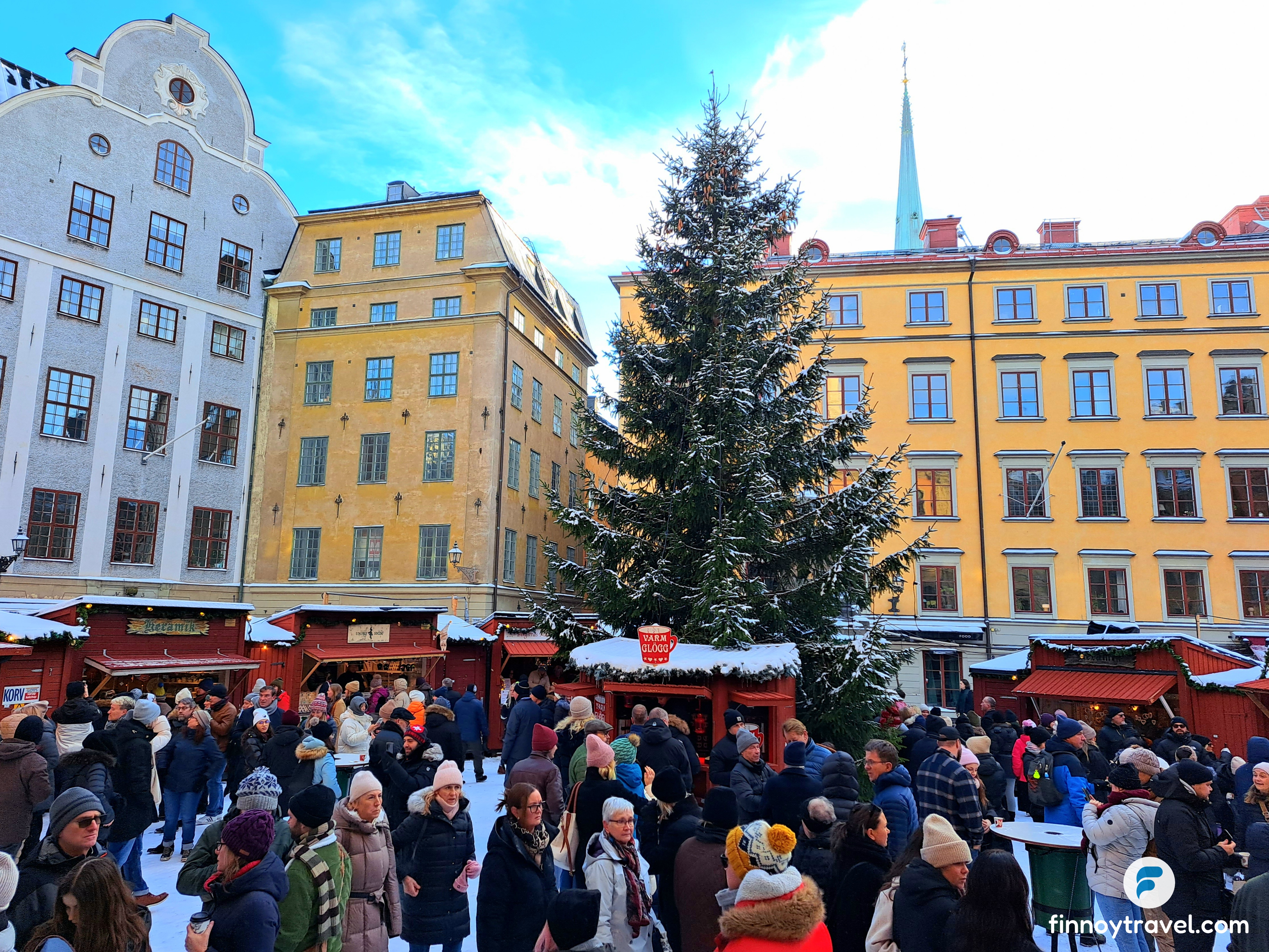 Stortoget_Christmas_Market_overview_Stockholm.jpg