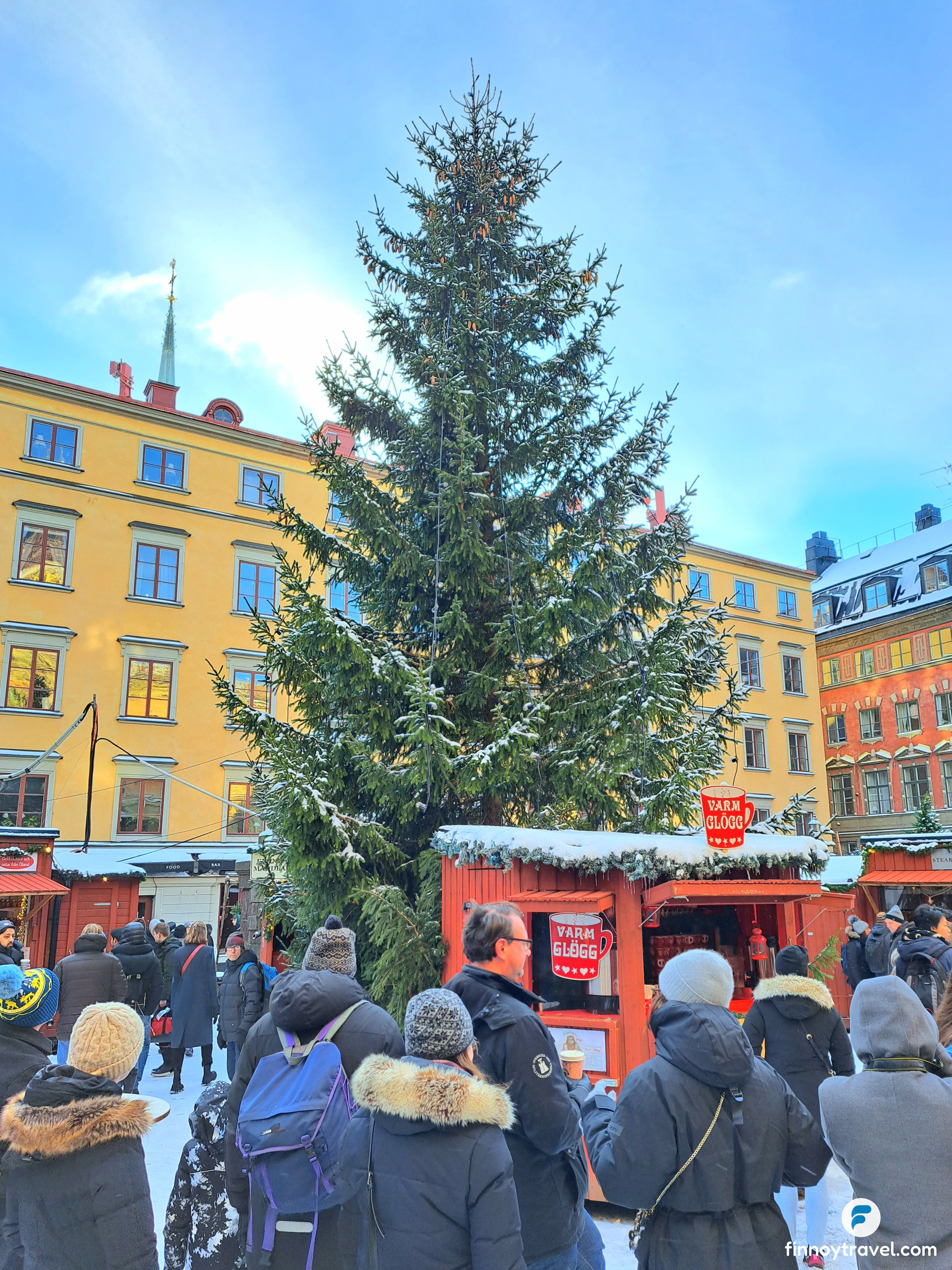 Stortorget_Christmas_tree_Stockholm.jpg