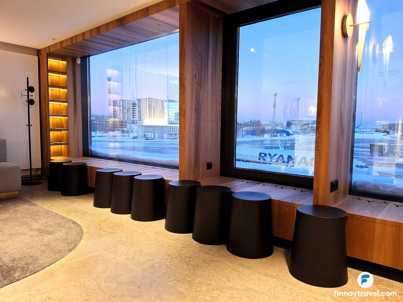 windows_chairs_Airport_LHV_Lounge_Tallinn.jpg