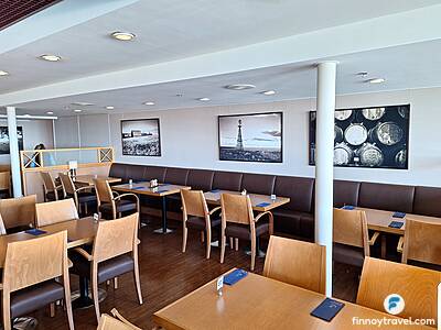 レストラン「The Grill」