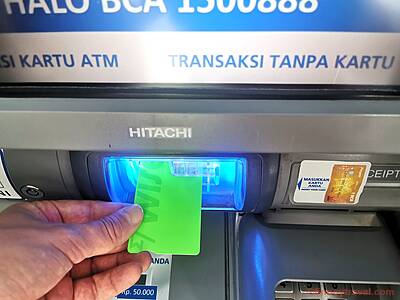 Wiseデビットカード