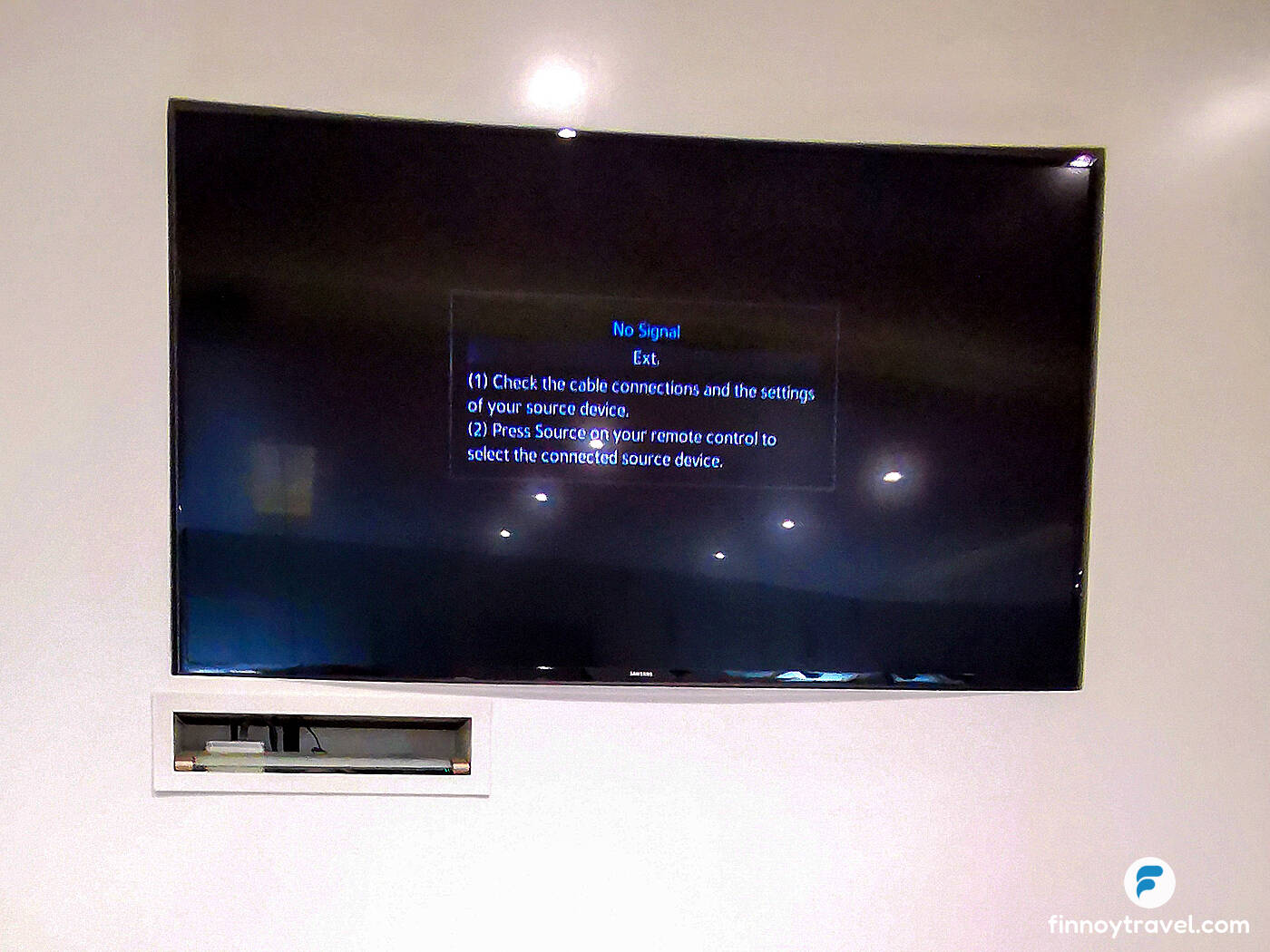 故障中のテレビ