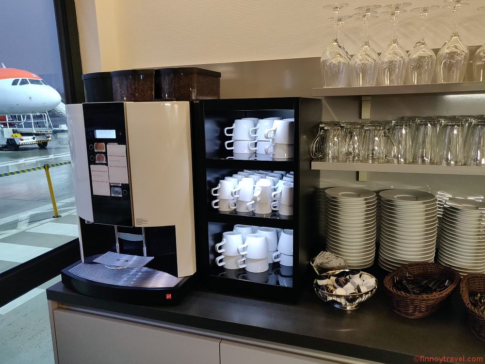 ベルリン・テーゲルのCラウンジ、コーヒーマシン