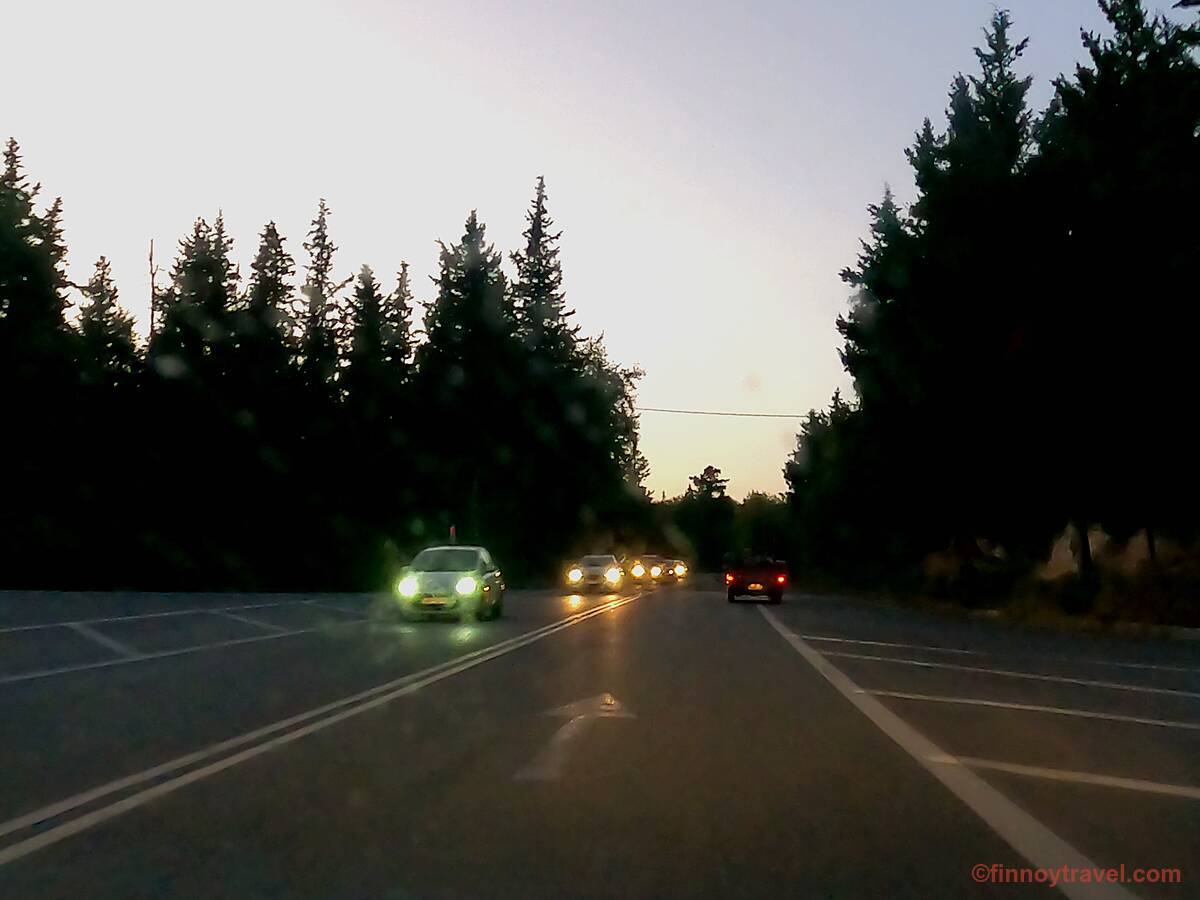 クレタ島での夜間運転