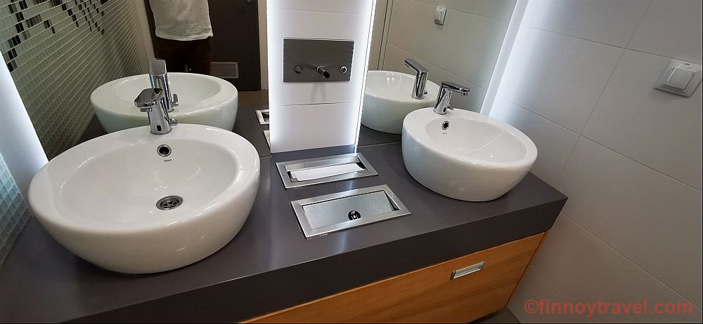 トイレの洗面台