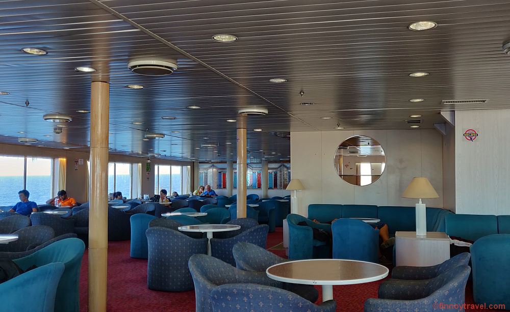 プレヴェリスのロビー