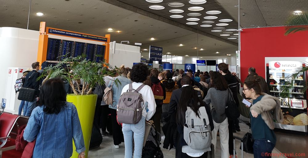 シェルテア・ラウンジの入口