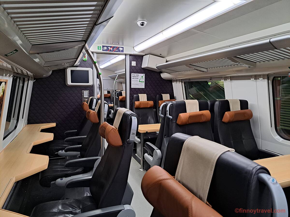 VRレストラン車の2階