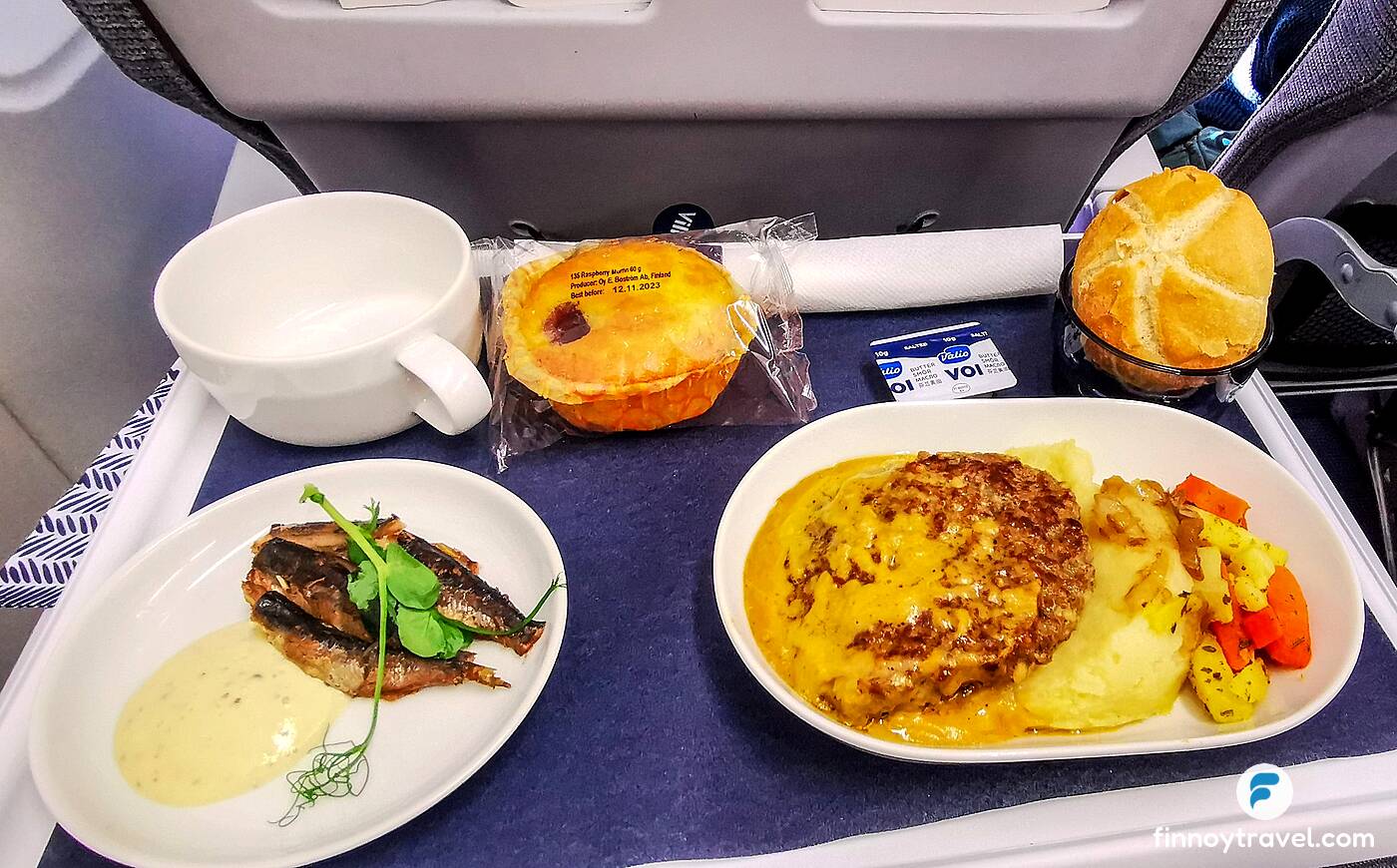 ビジネスクラスの機内食