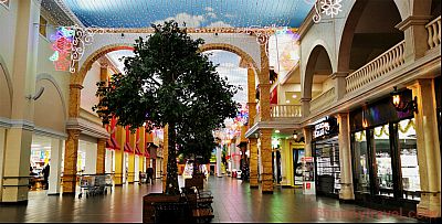 Rua de compras de Tuuri