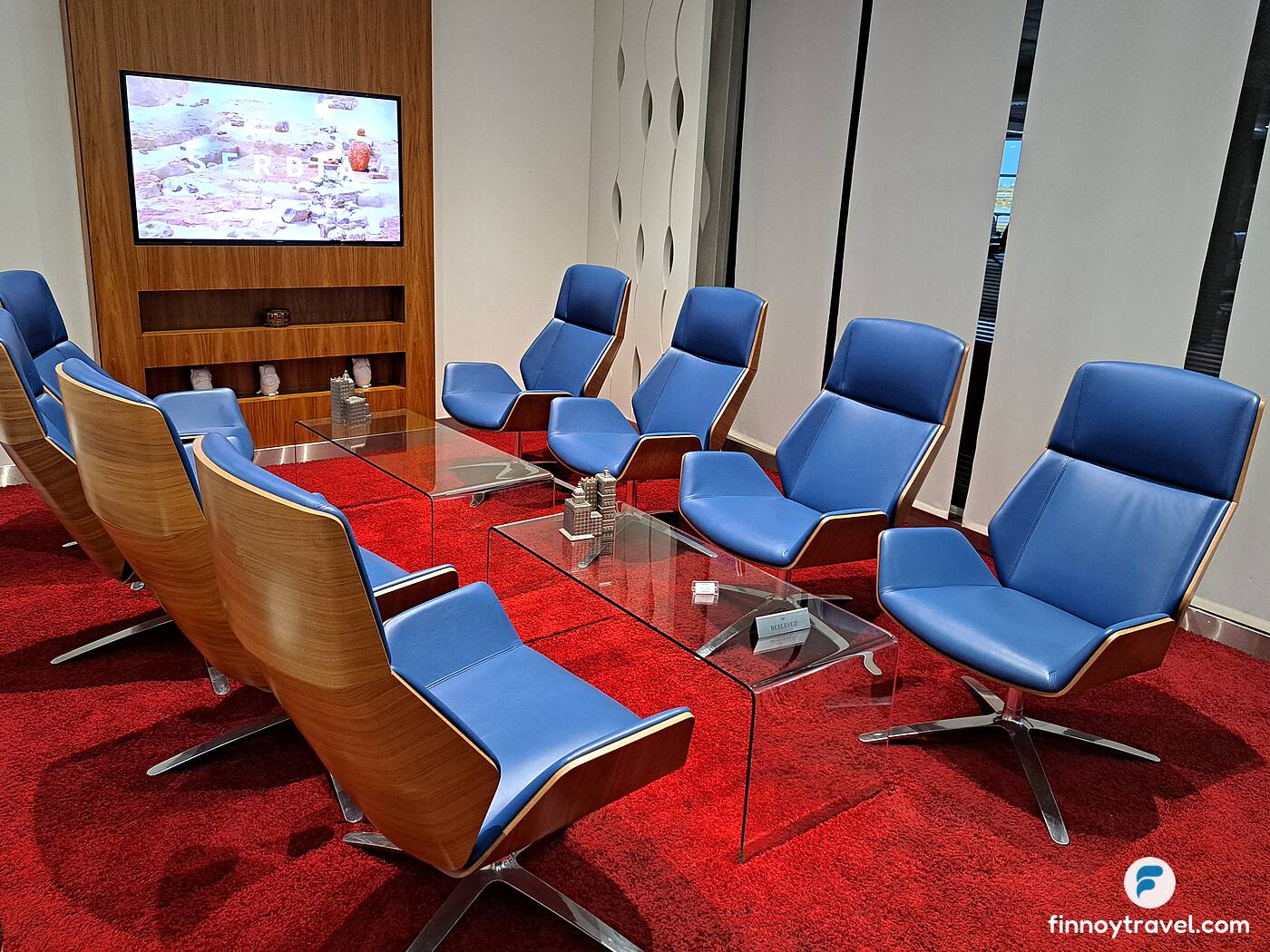 &Aacute;rea de confer&ecirc;ncias da sala