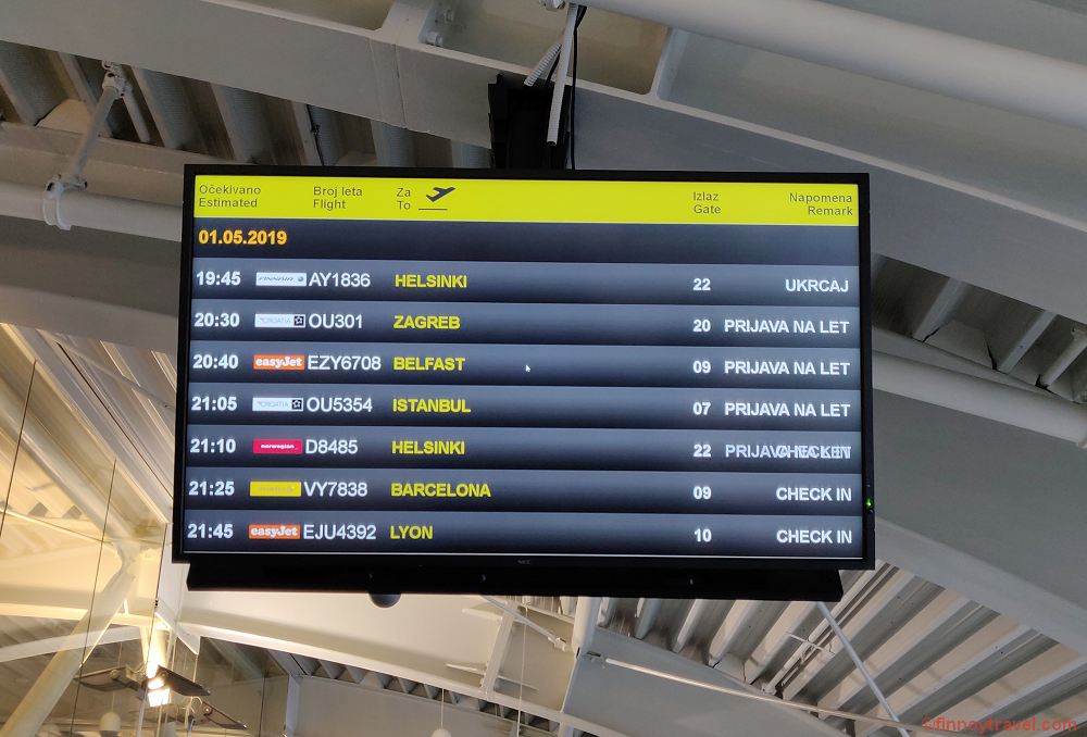 Uma tela informativa da sala VIP de Dubrovnik