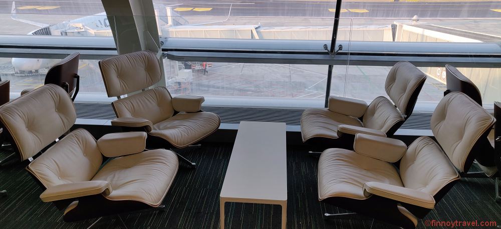 Assentos na sala VIP de Dubrovnik