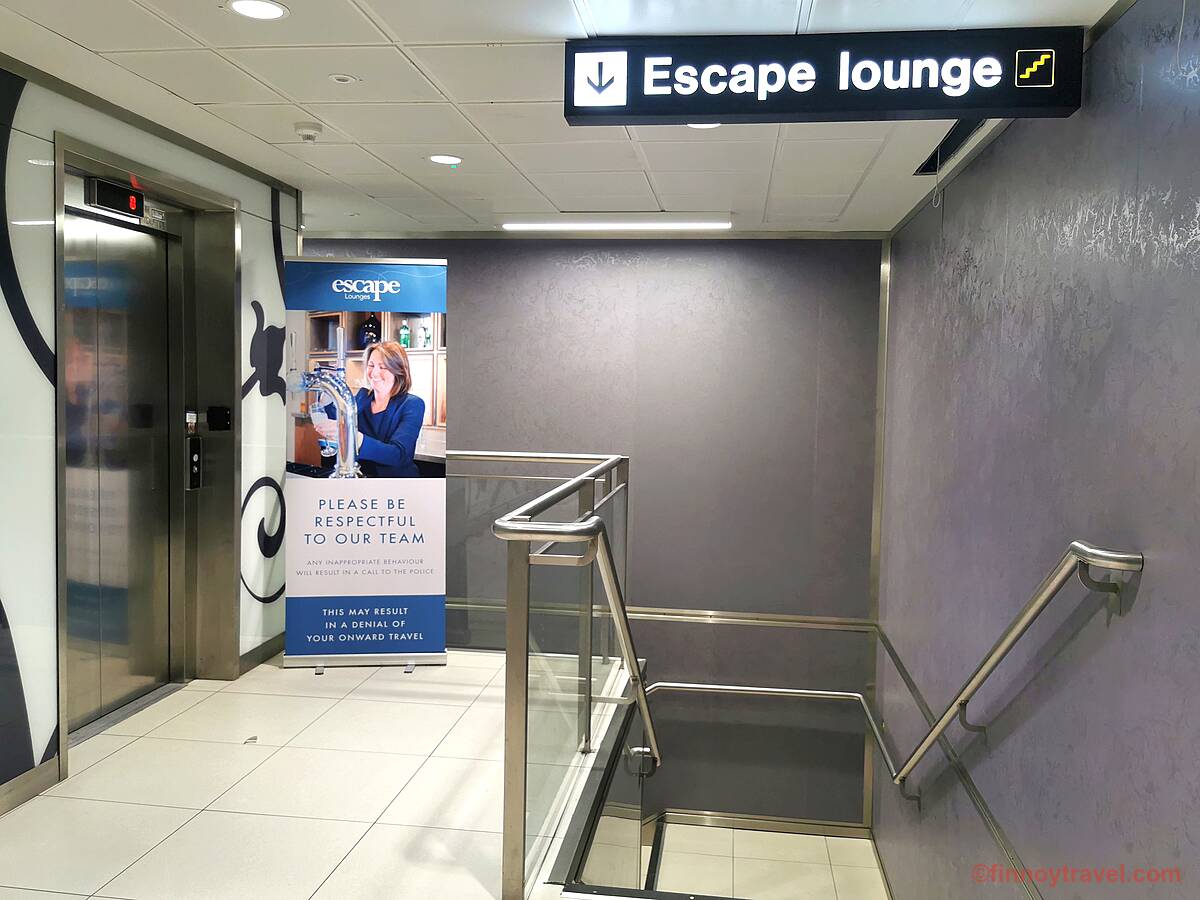 Escadas para o piso inferior