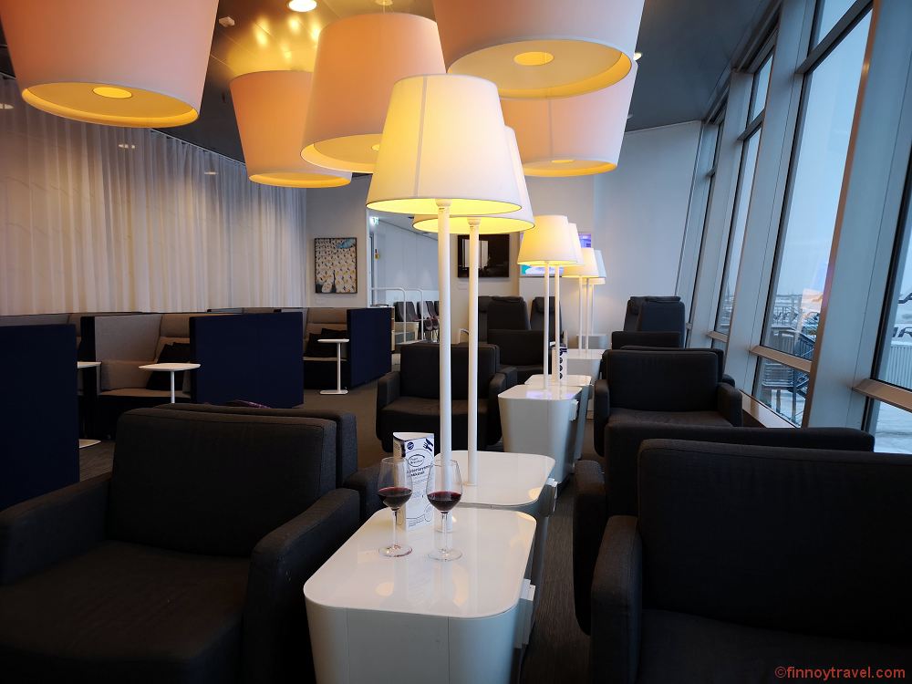 Sala VIP Schengen da Finnair no Aeroporto de Hels&iacute;nquia-Vantaa