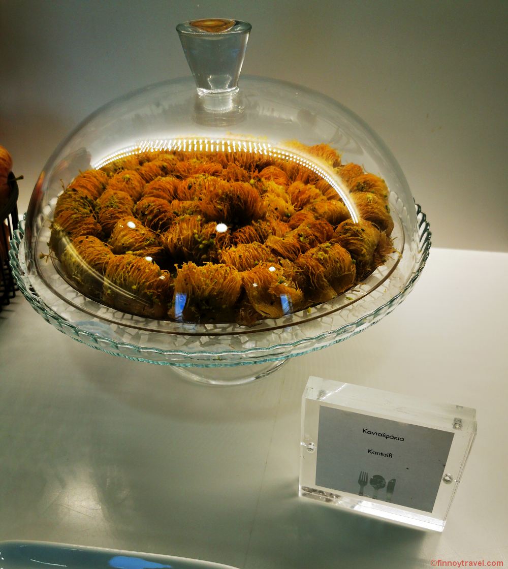 Kantaifi, sobremesa no lounge CIP da Goldair Handling