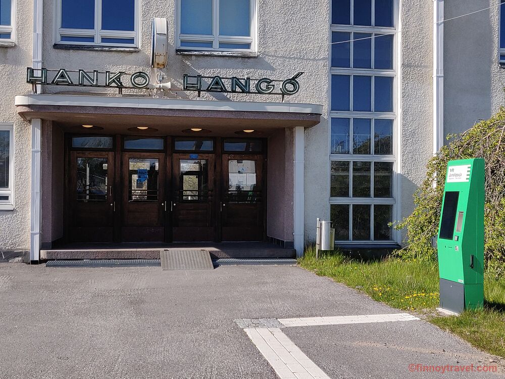 Entrada da esta&ccedil;&atilde;o ferrovi&aacute;ria de Hanko