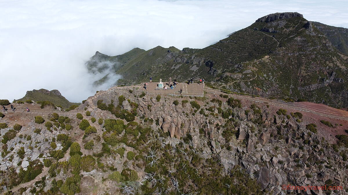 O cume do Pico Ruivo