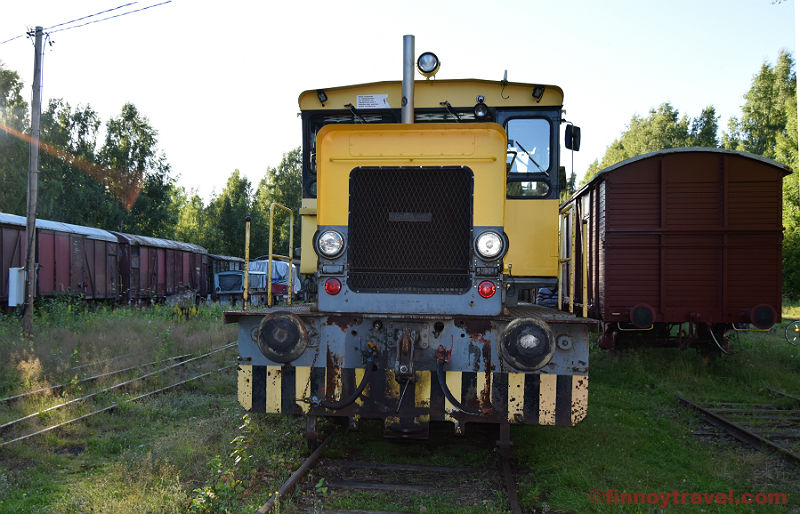 Locomotiva na antiga esta&ccedil;&atilde;o ferrovi&aacute;ria de Porvoo