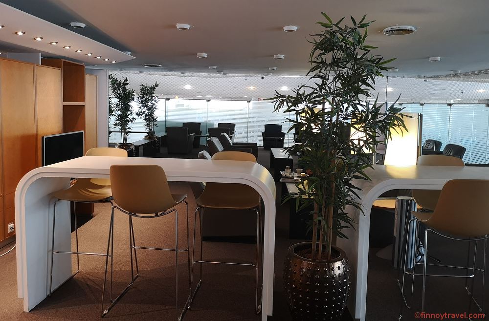 Interior do Sheltair Lounge