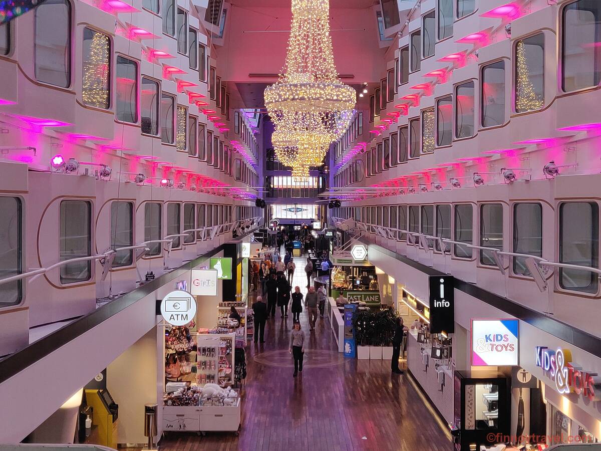 Promenade do Silja Serenade