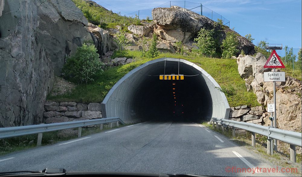 Um t&uacute;nel na Noruega