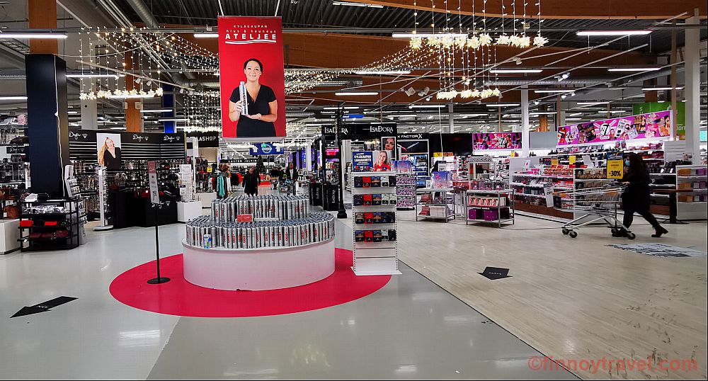 Loja de departamentos de Tuuri